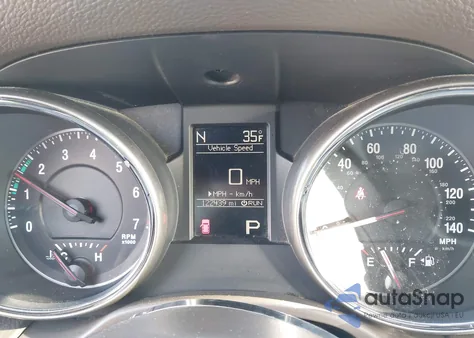 2013 Jeep Grand Cherokee Laredo z USA, uszkodzony, nr VIN 1C4RJFAG5DC587139